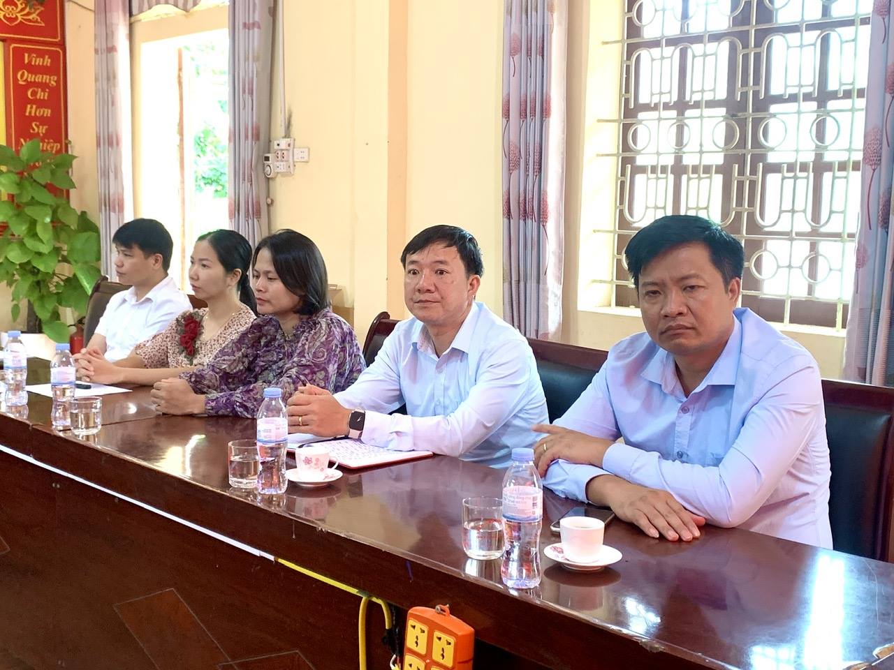 anh tin bai